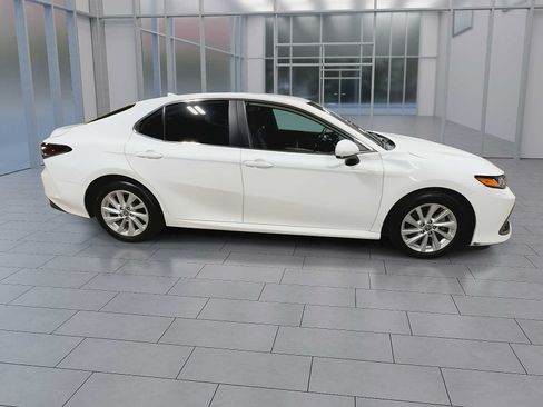 Used 2024 Toyota Camry LE FWD image 8