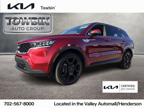 Certified 2022 Kia Sorento LX AWD/4WD image 1