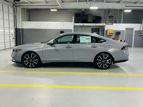 New 2026 Honda Accord Touring image 18
