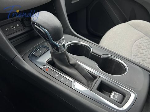 Certified 2023 Chevrolet Equinox LS w/ LPO, Floor Liner Package AWD/4WD image 23