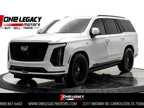 Used 2025 Cadillac Escalade Sport Platinum AWD/4WD image 1
