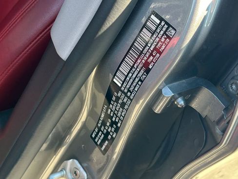 Used 2018 Alfa Romeo Stelvio image 31