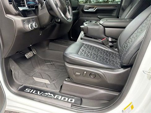 Certified 2024 Chevrolet Silverado 1500 RST w/ Protection Package image 9