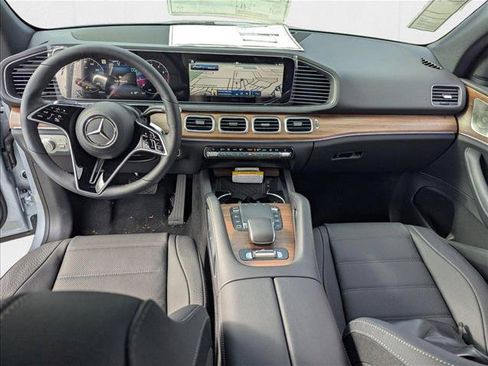 New 2025 Mercedes-Benz GLE 580 4MATIC image 14