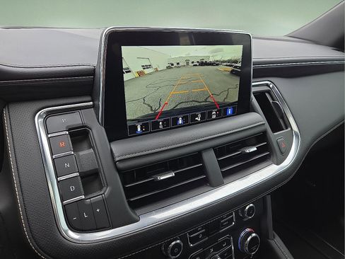 Used 2021 GMC Yukon SLT w/ SLT Premium Package image 17