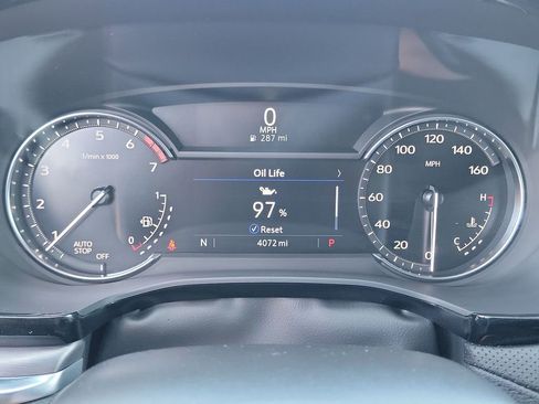 Used 2025 Cadillac XT5 Luxury image 12