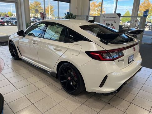 New 2025 Honda Civic Type R image 4