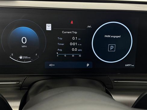 Used 2025 Hyundai Kona SEL image 14