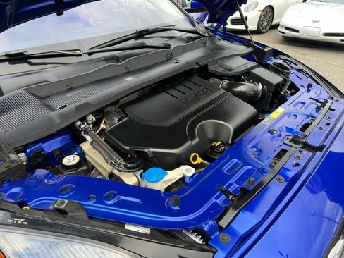 Used 2020 Jaguar E-PACE SE image 24