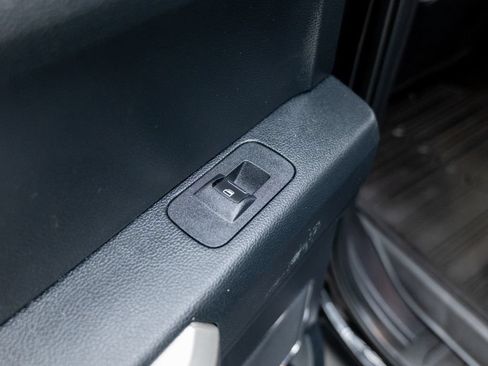 Used 2018 Ford F150 Lariat w/ Equipment Group 502A Luxury AWD/4WD image 55