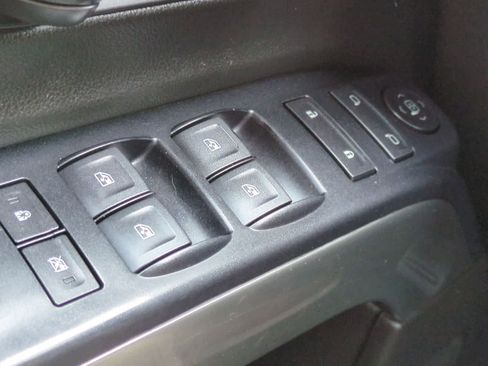 Used 2018 Chevrolet Silverado 1500 LT image 28