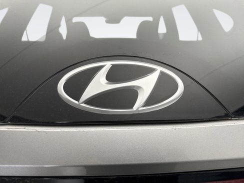 Used 2023 Hyundai Tucson Limited image 4