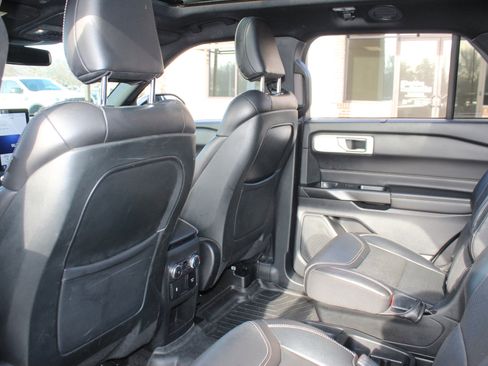 Used 2020 Ford Explorer ST w/ ST Street Pack image 30
