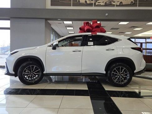 New 2026 Lexus NX 350 FWD image 21