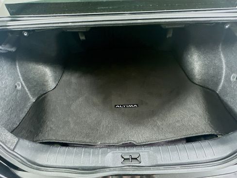 Used 2025 Nissan Altima 2.5 SV FWD image 26