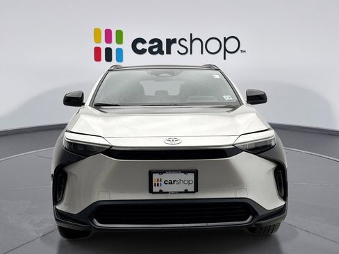 Used 2025 Toyota bZ4X AWD image 8