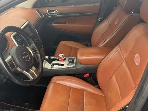 Used 2011 Jeep Grand Cherokee Overland Summit image 17