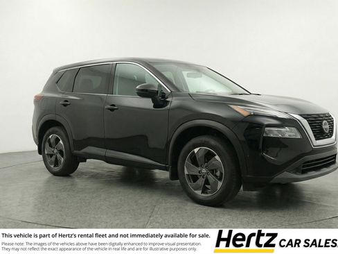 Used 2025 Nissan Rogue SV image 1