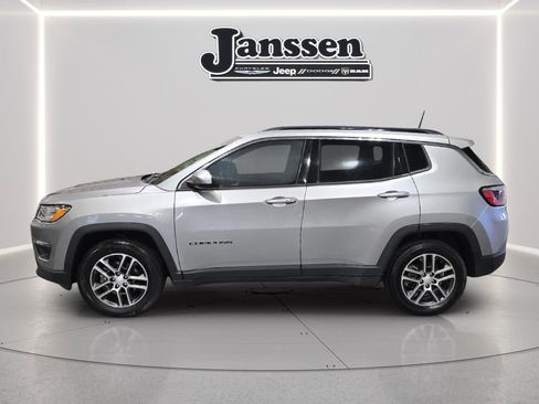 Used 2017 Jeep Compass Latitude w/ Safe & Security Group image 2