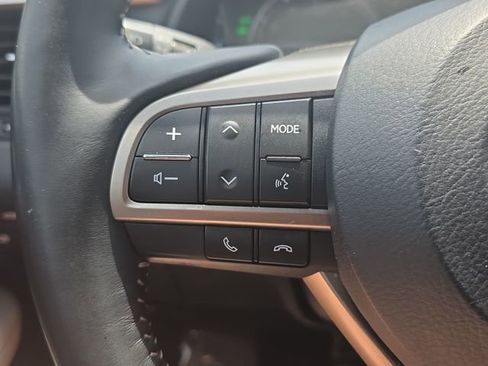 Used 2019 Lexus RX 350L AWD w/ Premium Package image 19