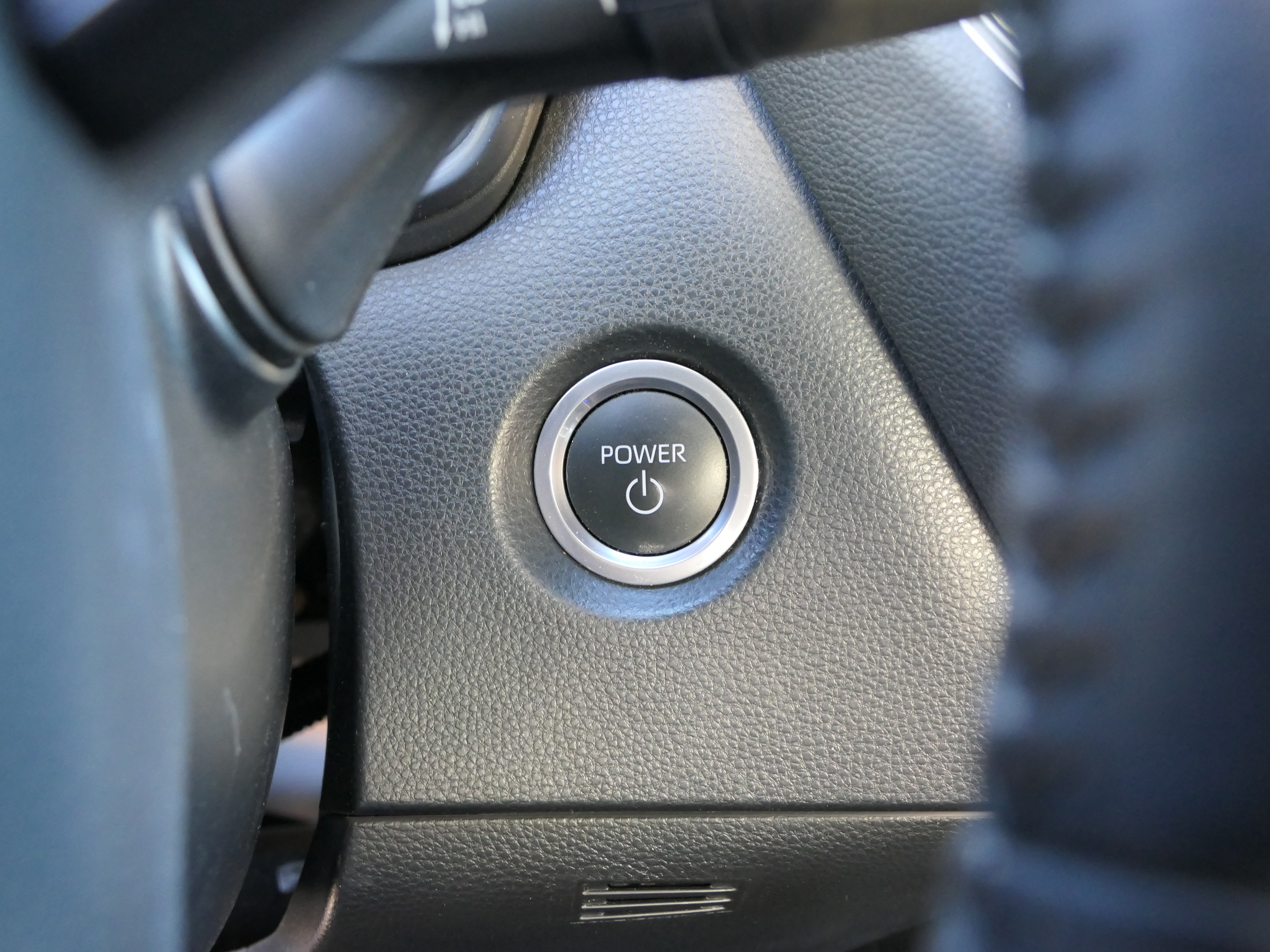 Used 2024 Toyota Corolla SE w/ SE Package FWD image 16