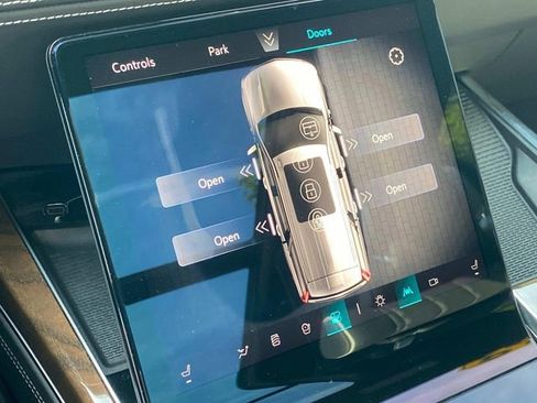 Used 2026 Cadillac Escalade Platinum Sport image 28