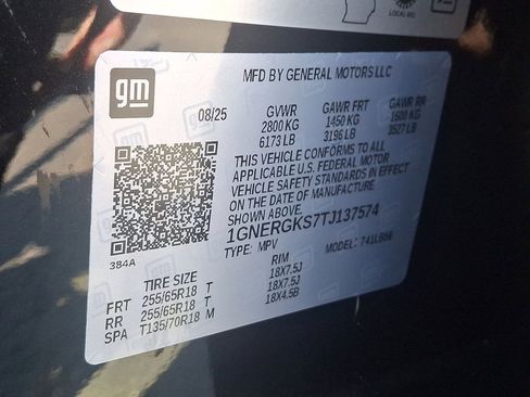 New 2026 Chevrolet Traverse LT w/ LPO, Floor Liner Package FWD image 18