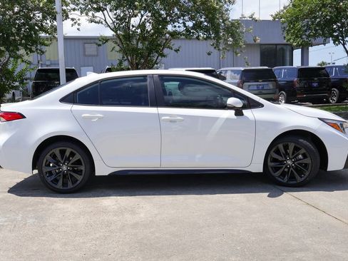 Used 2023 Toyota Corolla SE FWD image 23