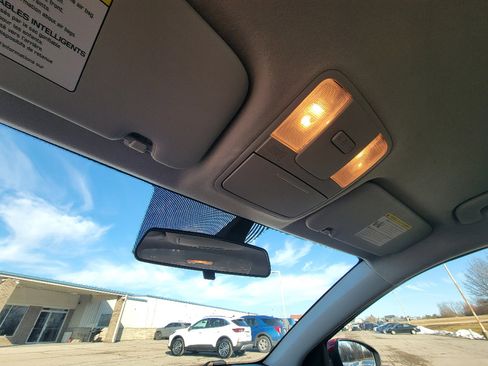 Used 2019 Kia Forte LXS image 21