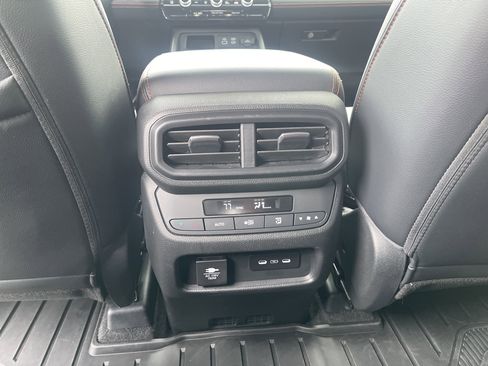 Certified 2024 Honda Pilot TrailSport image 28