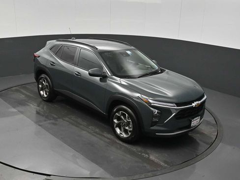 New 2026 Chevrolet Trax LT image 27