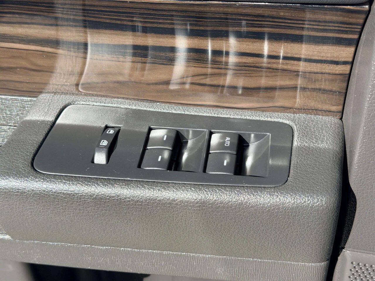 Used 2013 Ford Flex SEL FWD image 16