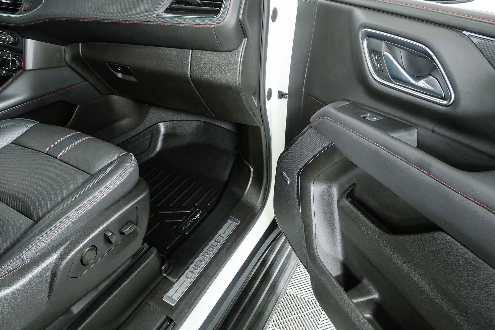 Used 2021 Chevrolet Tahoe RST w/ Luxury Package RWD image 28