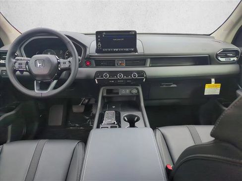 New 2025 Honda Pilot EX-L image 18