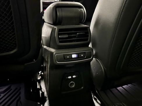 Used 2022 Audi Q4 e-tron Premium Plus image 29