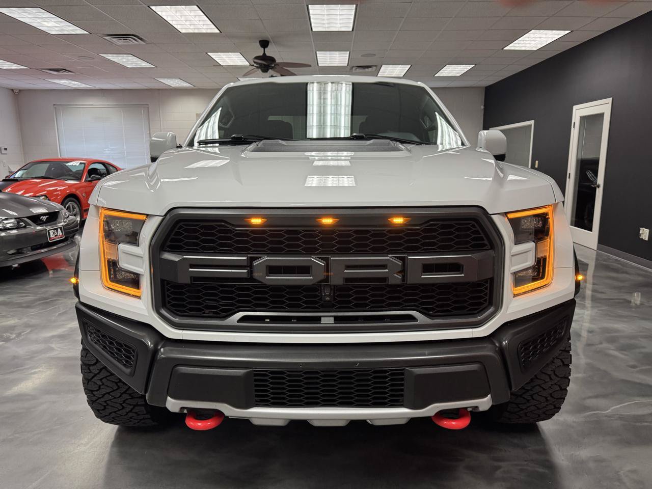 Used 2017 Ford F150 Raptor w/ Equipment Group 802A Luxury AWD/4WD image 20