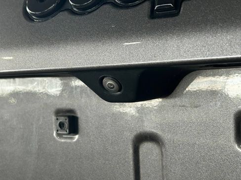 Used 2022 Jeep Compass Latitude FWD image 40