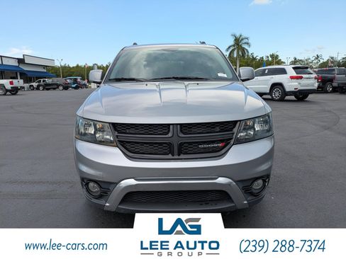 Used 2017 Dodge Journey Crossroad FWD image 8