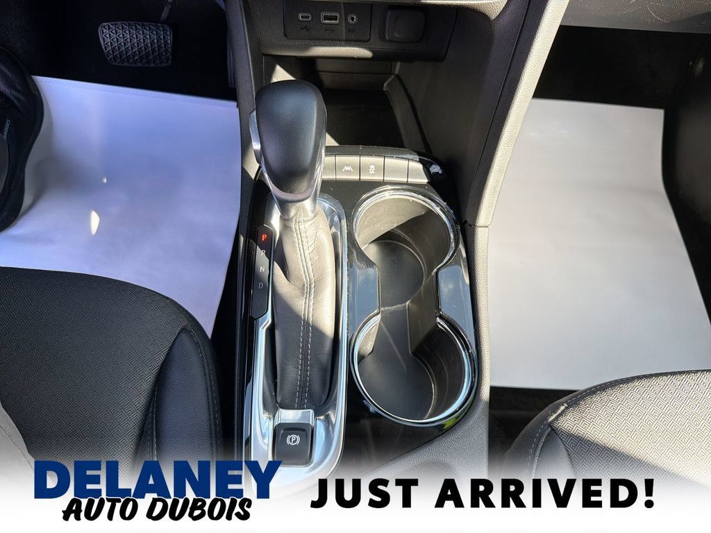 Used 2023 Buick Encore GX Preferred w/ Cold Weather Comfort Package FWD image 26