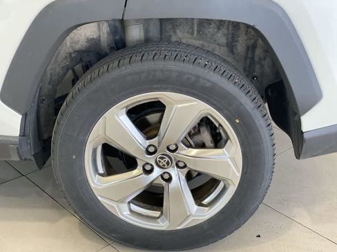 Used 2021 Toyota RAV4 Limited AWD/4WD image 13