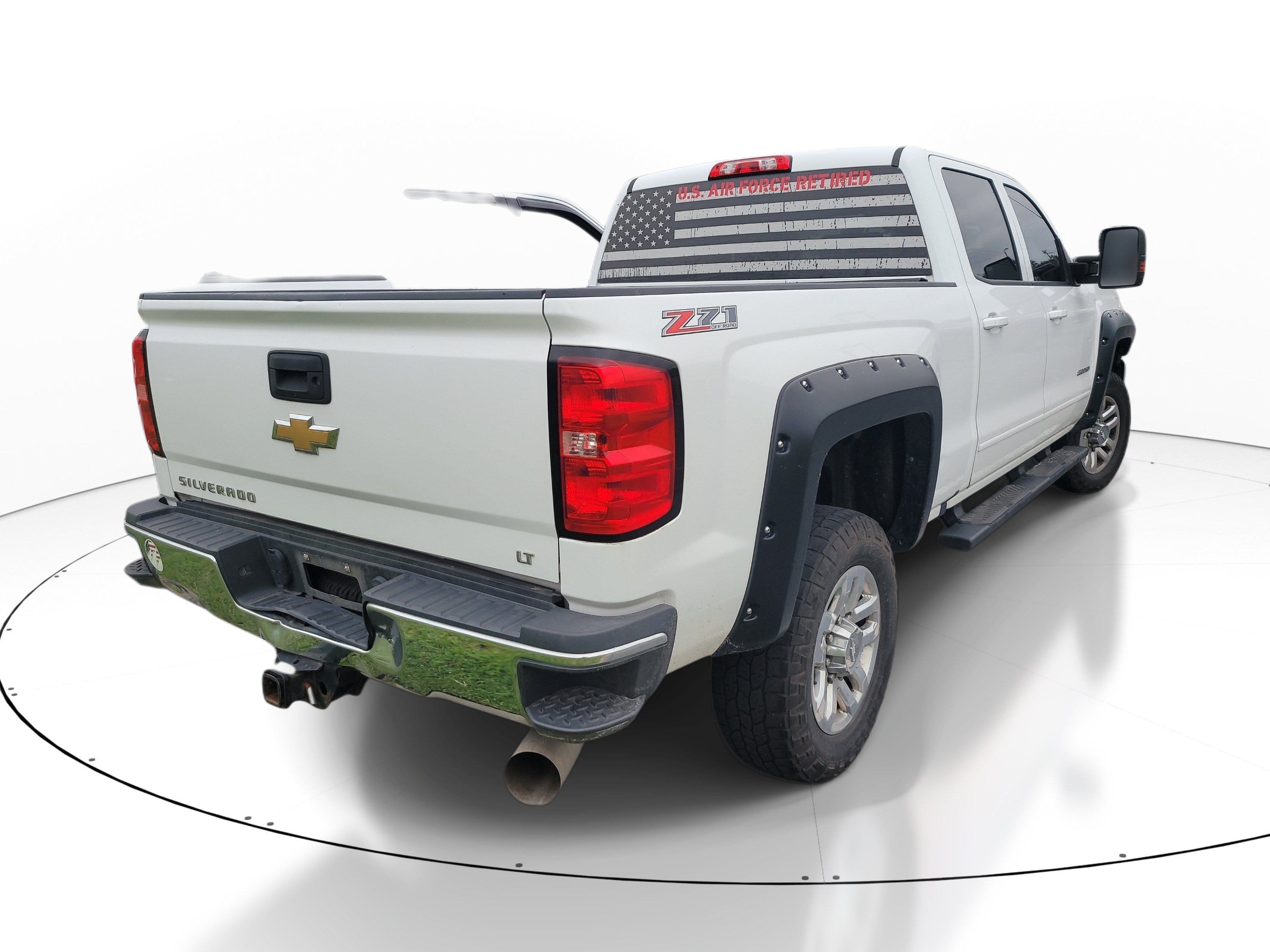 Used 2017 Chevrolet Silverado 2500 LT w/ LT Fleet Convenience Package AWD/4WD image 3