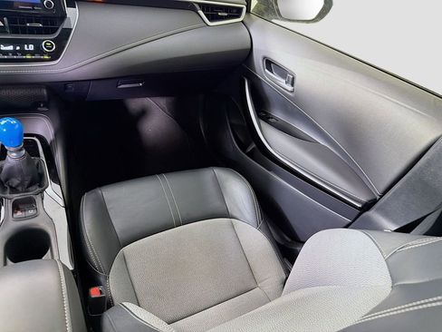 Used 2020 Toyota Corolla XSE image 26