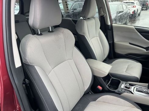 Used 2022 Subaru Forester Premium image 43