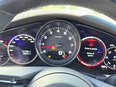 Used 2023 Porsche Panamera 4 Platinum Edition image 26