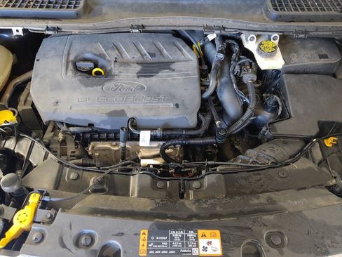 Used 2017 Ford Escape SE image 30