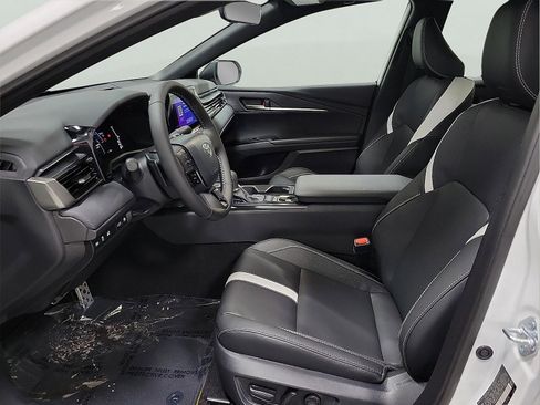 New 2026 Toyota Camry XLE w/ Convenience Package image 10