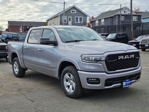 New 2026 RAM 1500 4x4 Crew Cab image 7