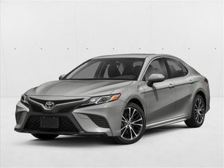 Used 2018 Toyota Camry SE image 1