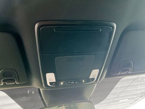 Certified 2025 Honda Pilot Sport image 20