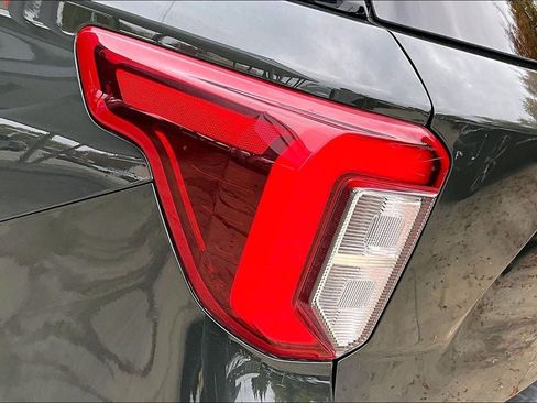 Used 2022 Ford Explorer ST w/ Equipment Group 401A image 29